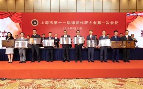 吸引资深律师，星瀚有哪些秘诀 | 律新社观察