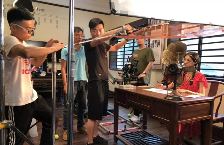 如何用较低成本拍摄一部高质量的律所宣传片？